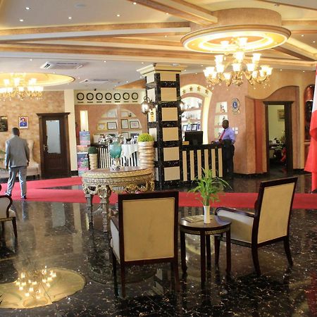 Boulevard Palace Hotel Monrovia Luaran gambar