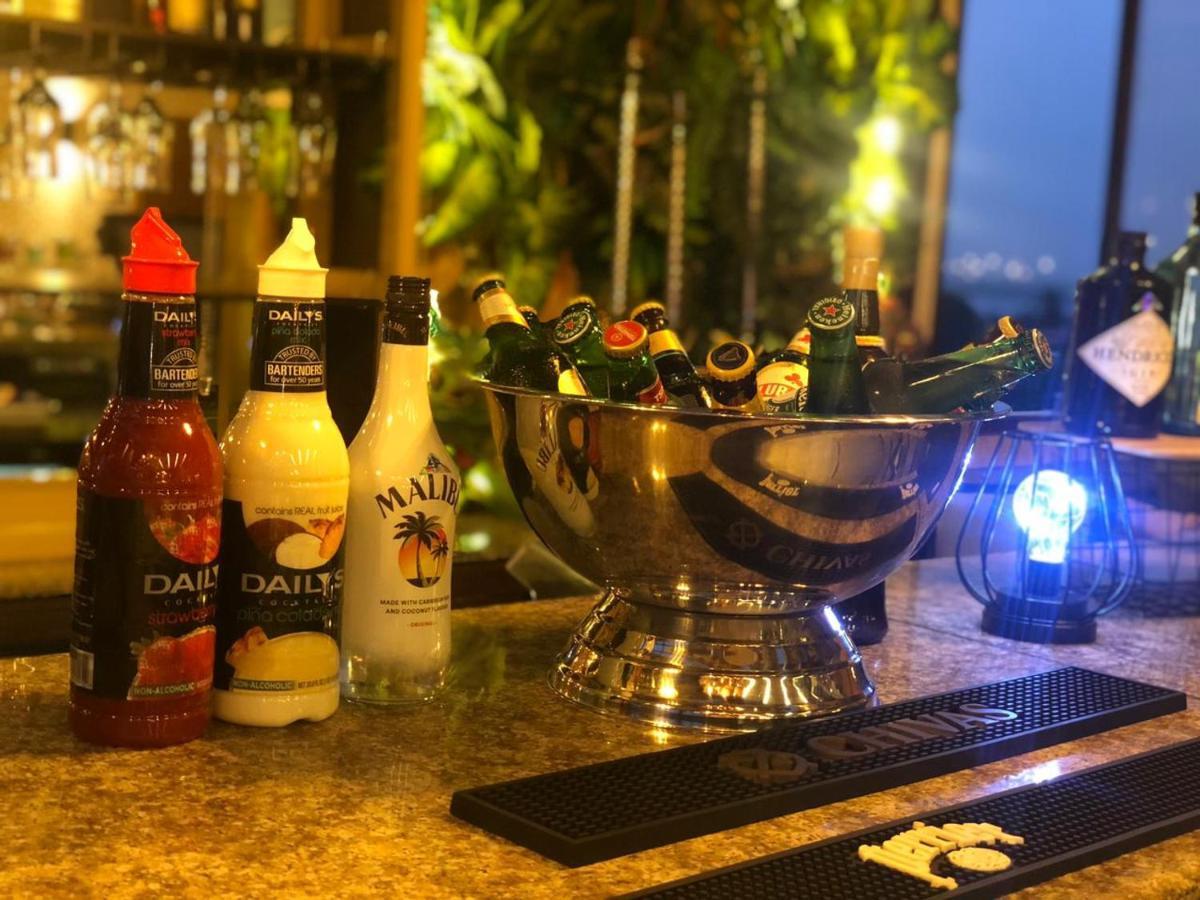 Boulevard Palace Hotel Monrovia Luaran gambar